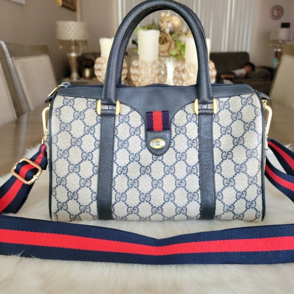 Gucci Handbags - 100% Authentic Gucci vintage web sherry line Boston bag